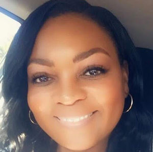 Meet your Posher, Tonya